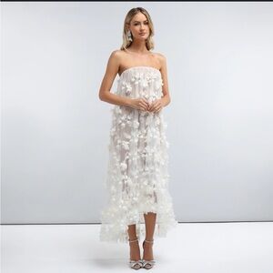 Helsi | Dresses | Nwt Helsi Florence 3dimensional Leaf Motif Sequin Midi  Strapless White Dress S | Poshmark